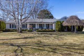 38621 Santa Barbara Street, Clinton Charter Township, MI 48036