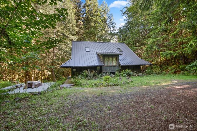 315 Coyote Road, Brinnon, WA 98320