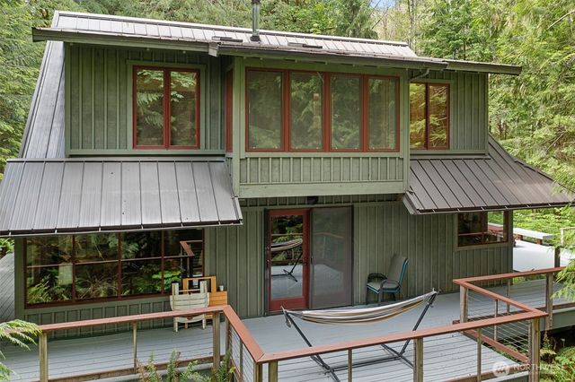 315 Coyote Road, Brinnon, WA 98320