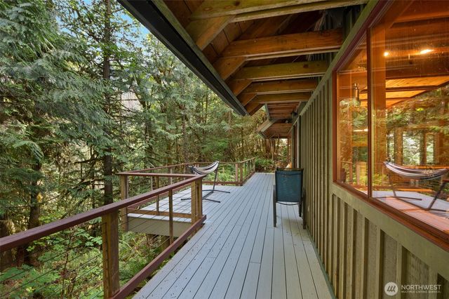 315 Coyote Road, Brinnon, WA 98320
