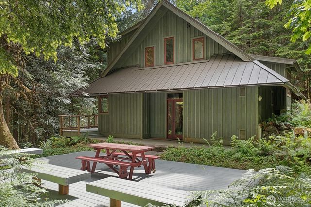 315 Coyote Road, Brinnon, WA 98320