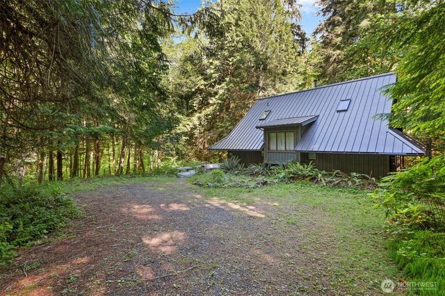 315 Coyote Road, Brinnon, WA 98320