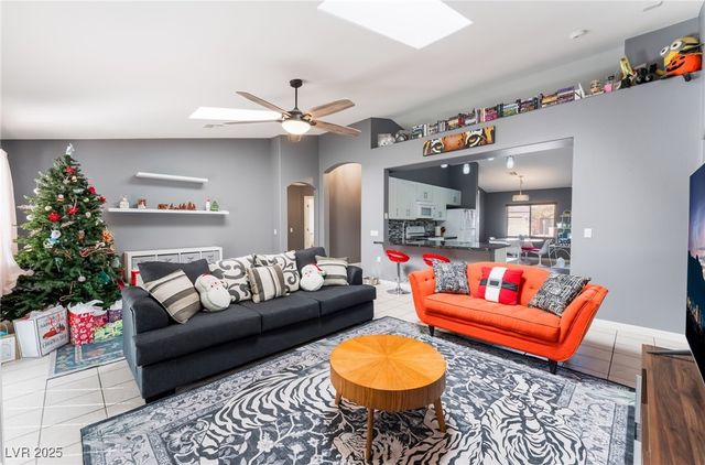 5721 Little Lake Avenue, Las Vegas, NV 89122