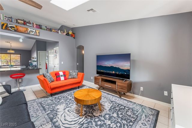 5721 Little Lake Avenue, Las Vegas, NV 89122