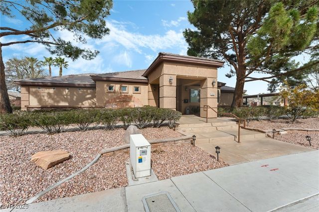 5721 Little Lake Avenue, Las Vegas, NV 89122