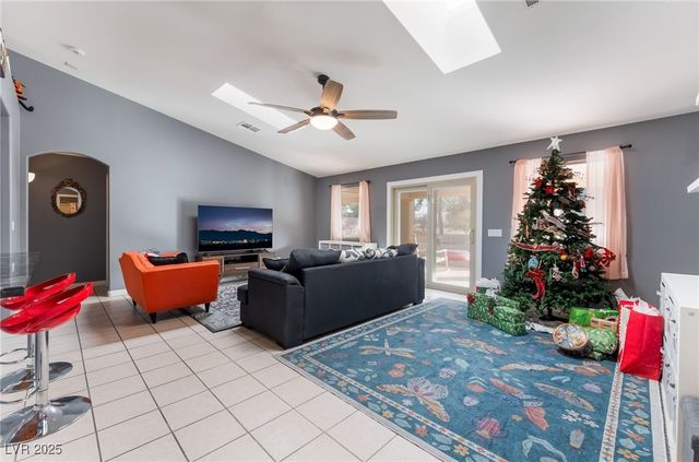 5721 Little Lake Avenue, Las Vegas, NV 89122