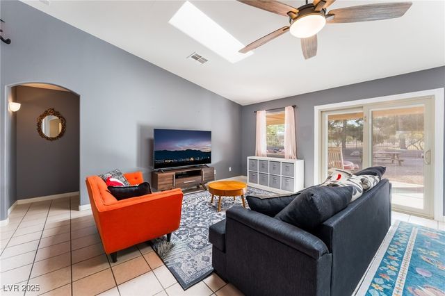 5721 Little Lake Avenue, Las Vegas, NV 89122