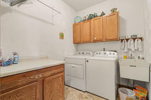 206 Canterbury Park, Battle Creek, MI 49015