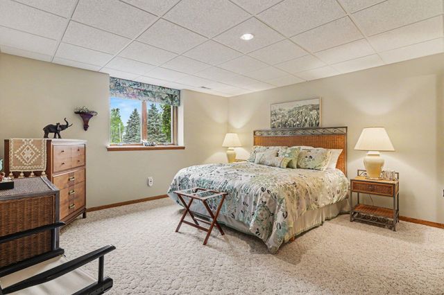206 Canterbury Park, Battle Creek, MI 49015