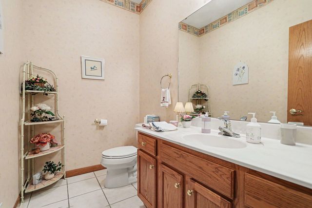 206 Canterbury Park, Battle Creek, MI 49015