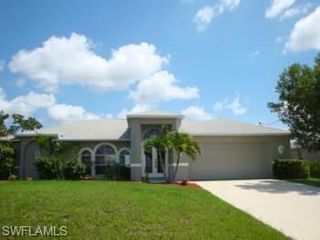 33 NW 25th ST, Cape Coral, FL 33993