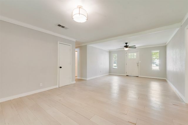 1108 Anthony Drive, Ennis, TX 75119