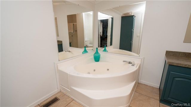 3 Wildwood Lane, Wallkill, NY 12589