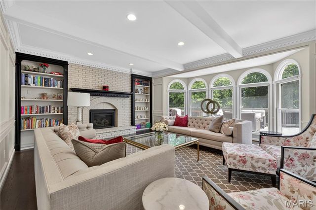 1841 Winter Run Court, Chesterfield, MO 63017