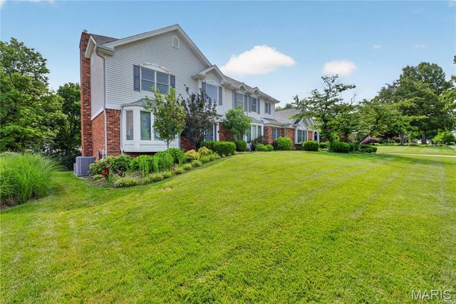 1841 Winter Run Court, Chesterfield, MO 63017