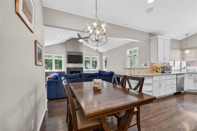 1841 Winter Run Court, Chesterfield, MO 63017