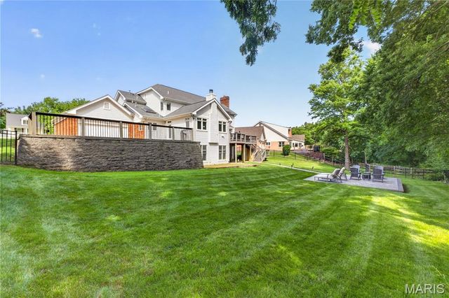 1841 Winter Run Court, Chesterfield, MO 63017