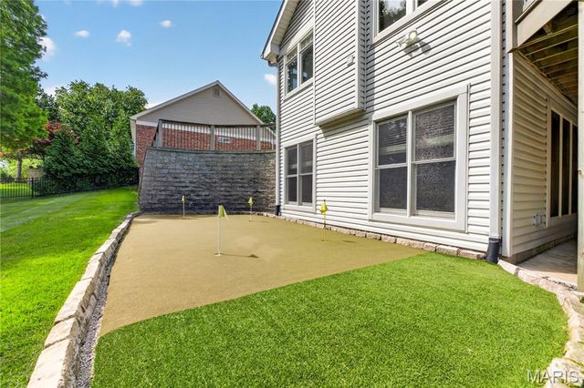 1841 Winter Run Court, Chesterfield, MO 63017
