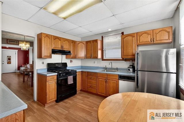948 Rahway Avenue, Avenel, NJ 07001