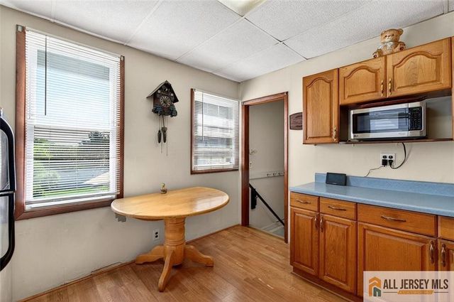 948 Rahway Avenue, Avenel, NJ 07001