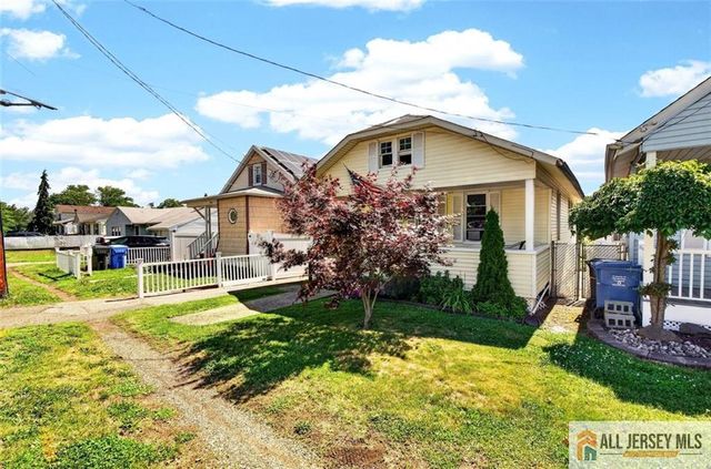 948 Rahway Avenue, Avenel, NJ 07001