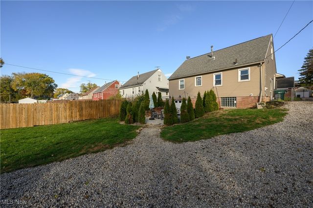 1624 34th Street NE, Canton, OH 44714