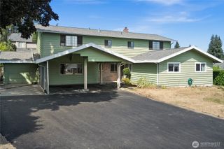 3868 Pinecone Drive E, Bremerton, WA 98310