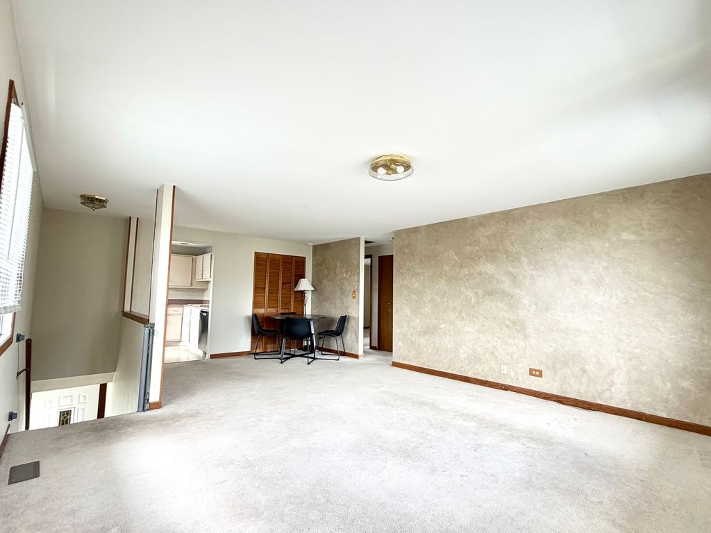 935 Shattuck Lane 935, Schaumburg, IL 60194 — photo 5