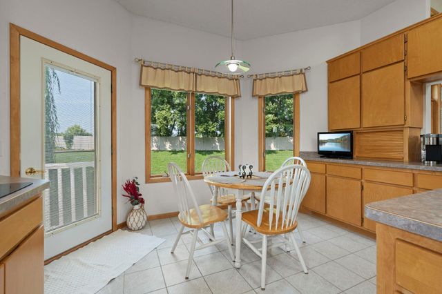 12046 94th Avenue N, Maple Grove, MN 55369