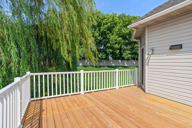 12046 94th Avenue N, Maple Grove, MN 55369