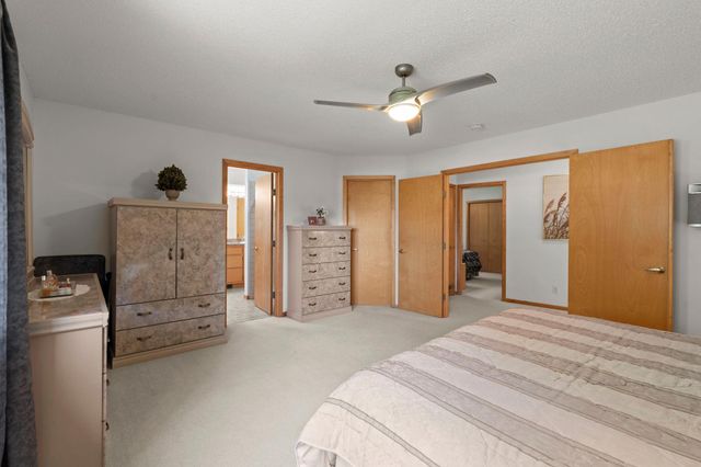 12046 94th Avenue N, Maple Grove, MN 55369