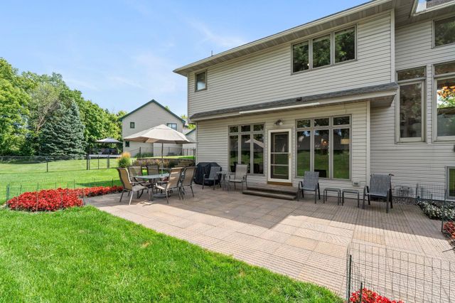 12046 94th Avenue N, Maple Grove, MN 55369