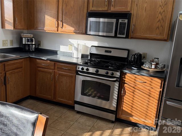 6445 Matlea Court, Charlotte, NC 28215