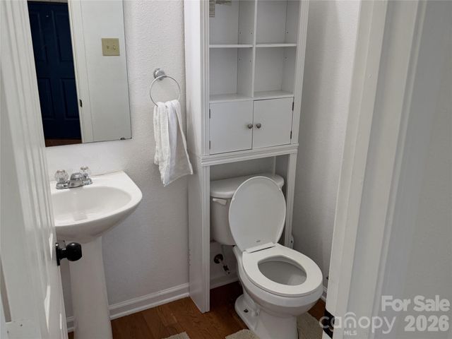6445 Matlea Court, Charlotte, NC 28215