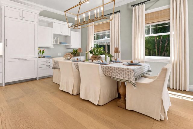 2560 Estates Drive, North Palm Beach, FL 33410