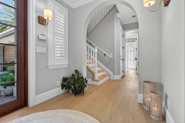 2560 Estates Drive, North Palm Beach, FL 33410