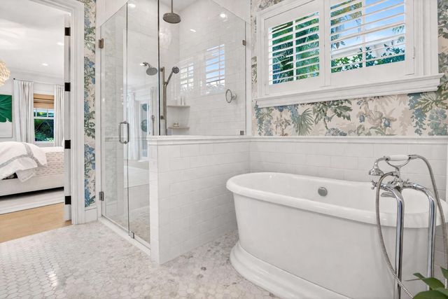 2560 Estates Drive, North Palm Beach, FL 33410