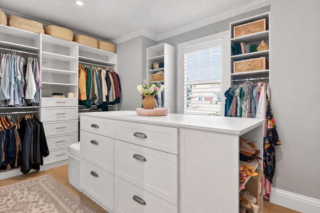 2560 Estates Drive, North Palm Beach, FL 33410