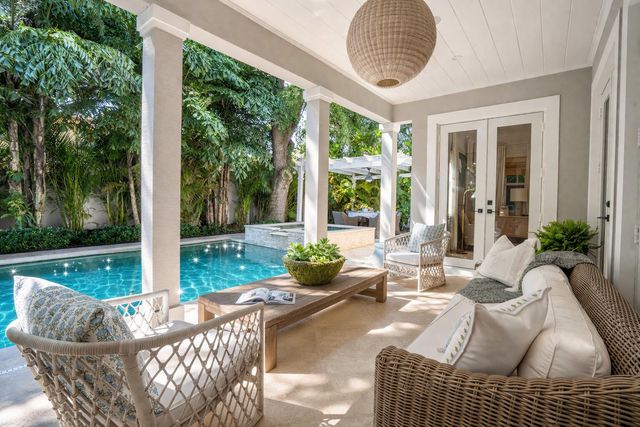 2560 Estates Drive, North Palm Beach, FL 33410