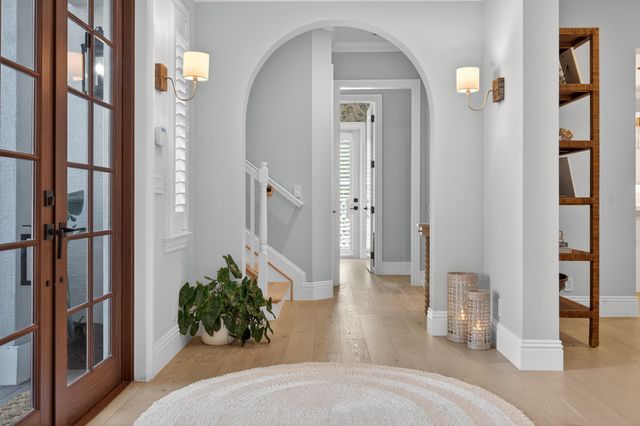 2560 Estates Drive, North Palm Beach, FL 33410