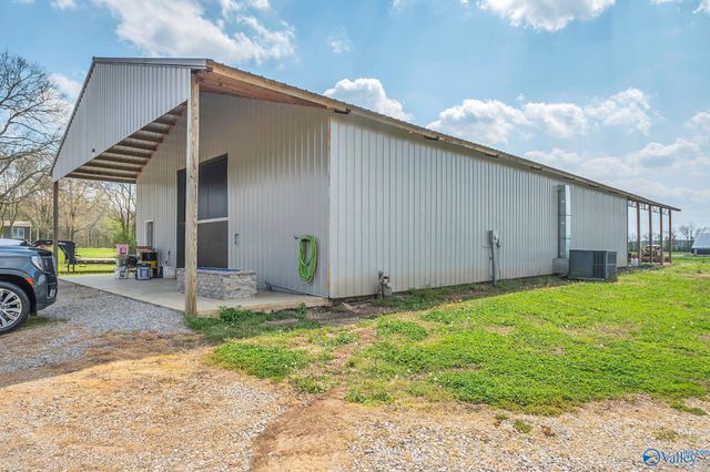875 County Road 132, Town Creek, AL 35675