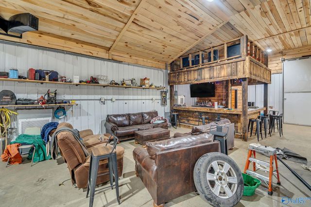 875 County Road 132, Town Creek, AL 35675