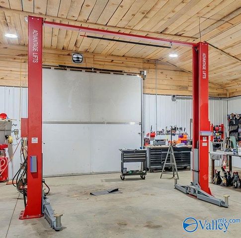 875 County Road 132, Town Creek, AL 35675