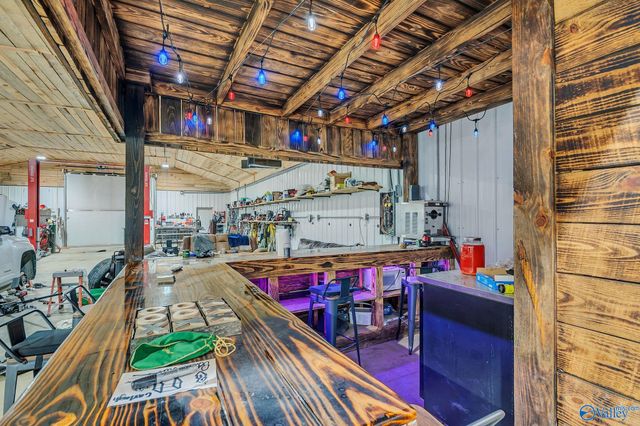 875 County Road 132, Town Creek, AL 35675