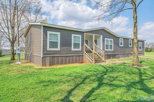 875 County Road 132, Town Creek, AL 35675