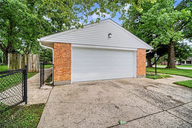 4234 W Franklin Street, Bellbrook, OH 45305