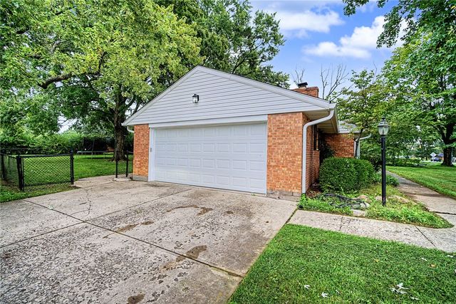 4234 W Franklin Street, Bellbrook, OH 45305