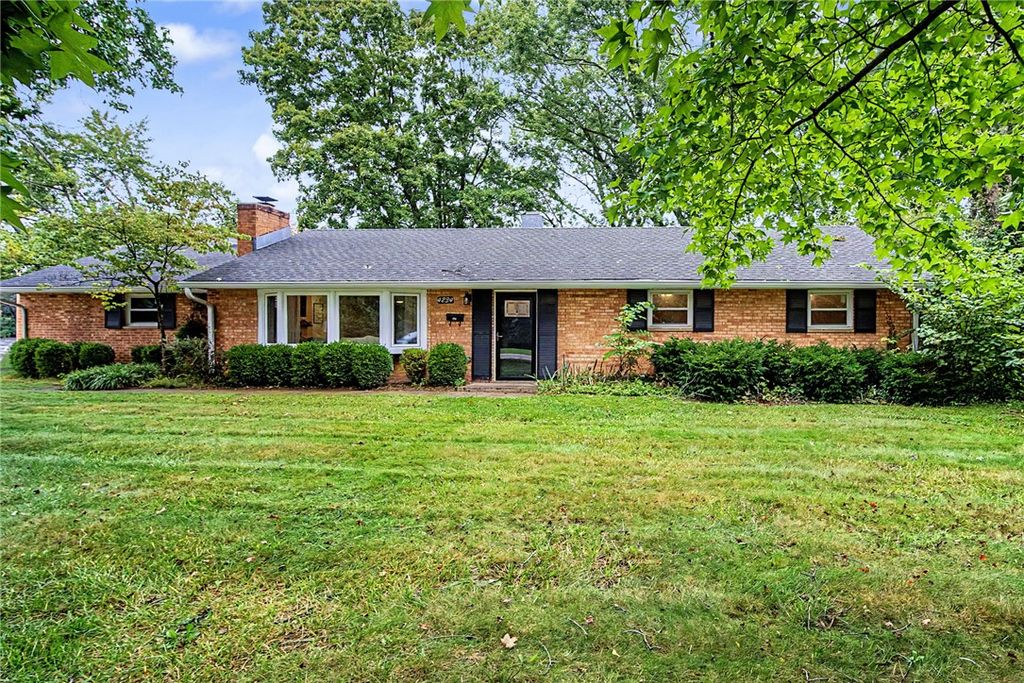 4234 W Franklin Street, Bellbrook, OH 45305