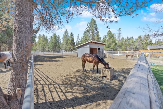 15935 Woodchip Lane, La Pine, OR 97739