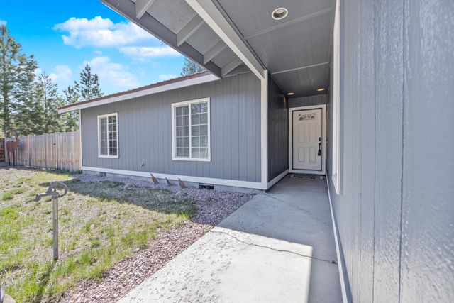 15935 Woodchip Lane, La Pine, OR 97739